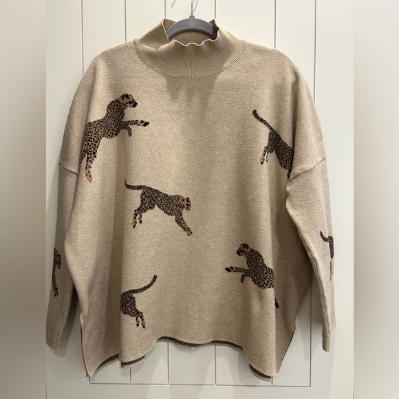 Entro Chic Animal Print Sweater - Picture 4 of 6